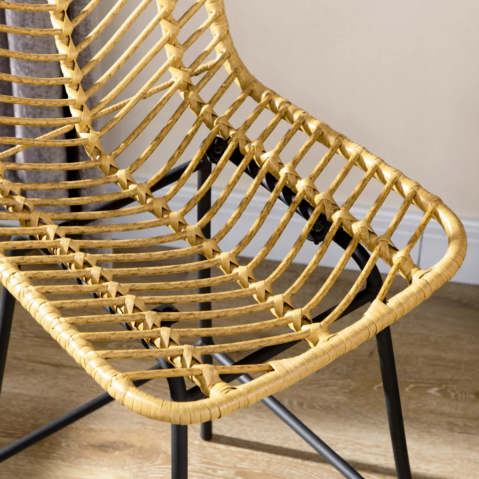 Set of 4 Rattan Barstools Wicker Counter Stools with Steel Legs and Footrest for Dining Room Kitchen Pub Yellow view 3