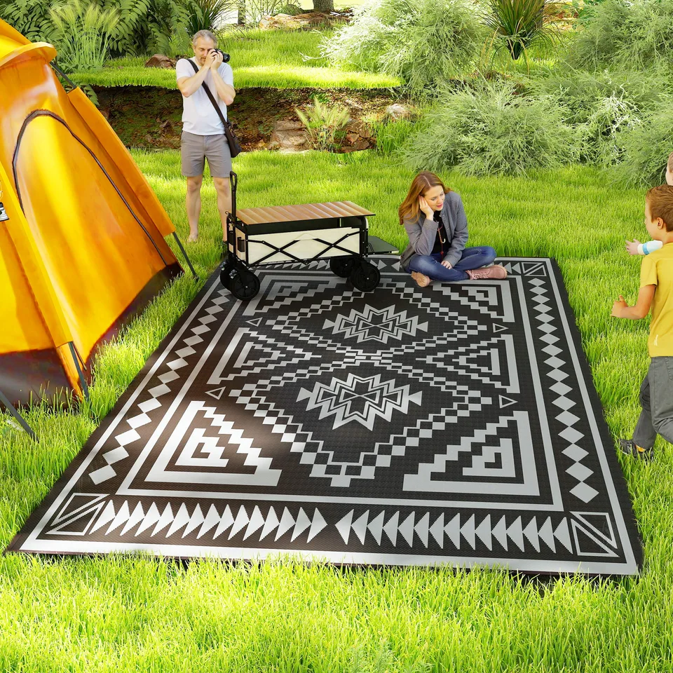 Reversible Outdoor Rug, Waterproof Plastic Straw with Carry Bag, 9' x 18', Black & Gray Square Patchwork