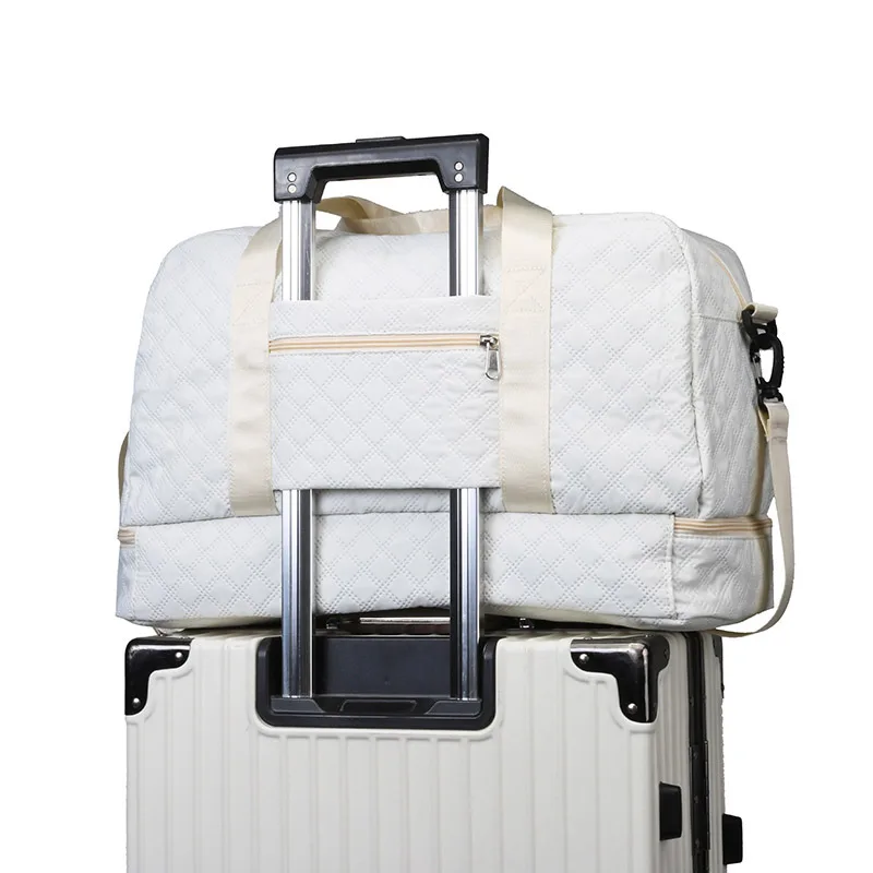 Multi-Functional Crossbody Gym Bag - Dry-Wet Separation, Large Capacity For Travel, Workout & Business Trips - Waterproof Sports Duffle view 7