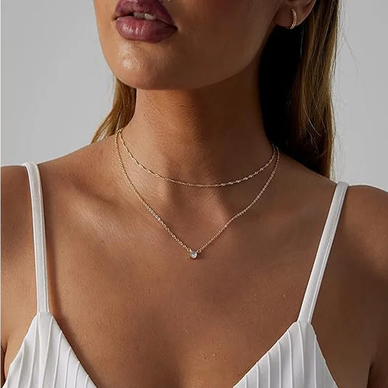 Weergave 2 van 14K Gold Solitaire Pendant Necklaces