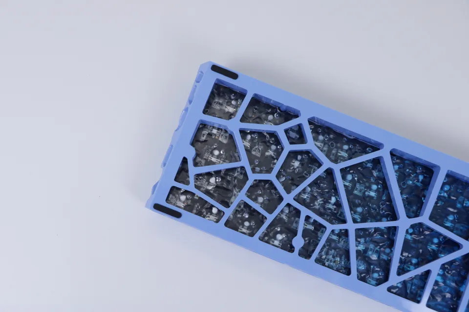 NJ61 Hollow Single-Mode Mechanical Keyboard view 4