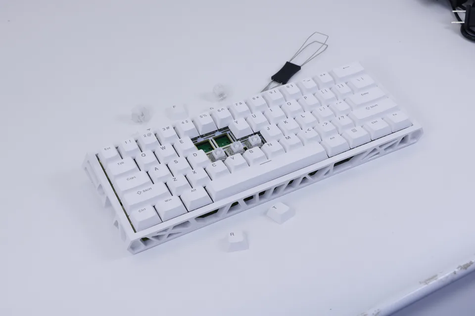 NJ61 Hollow Single-Mode Mechanical Keyboard view 19