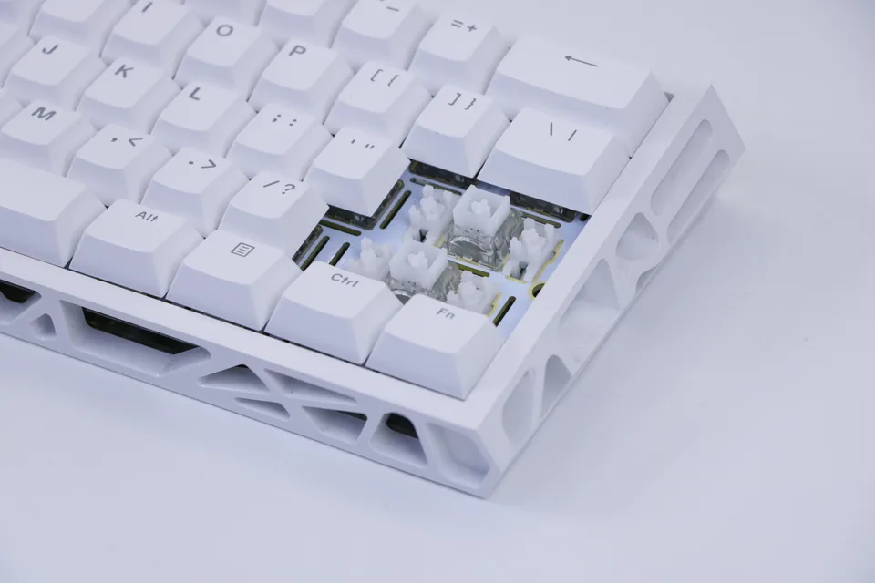 NC61 Magnetic Shaft Single-Mode Mechanical Keyboard view 6