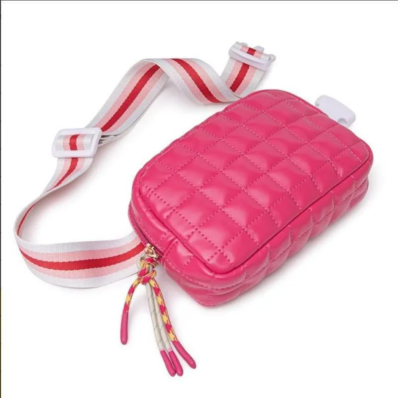Viva Terry Women's Quilted Waist Pack  Small Puffy Sports Bag Adjustable Strap Ideal For Running, Travel, Hiking, And Fitness view 3