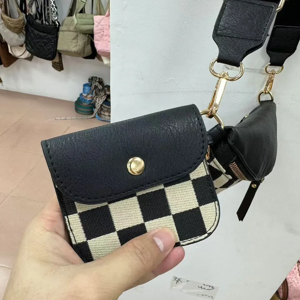Only Self Pickup---Ladies' Trendy Checkerboard Pattern Portable Bag view 6